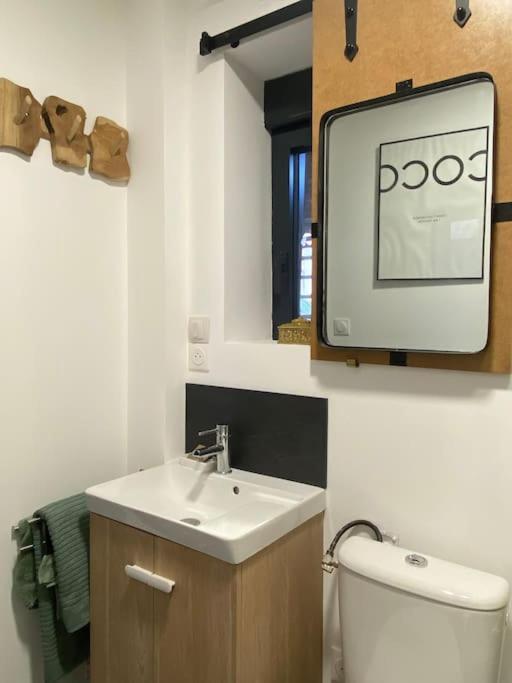 La Grange Eiffel Appartement Cosy Avec Parking Ferme Et Terrasse Wood Coutiches Exterior foto
